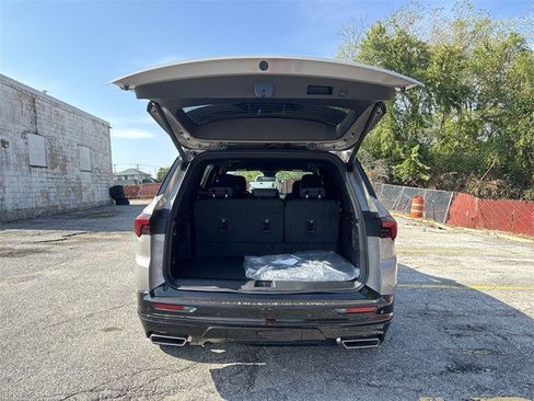 New 2026 Buick Enclave Sport Touring w/ Super Cruise Package image 24