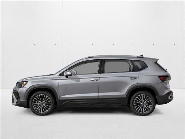 New 2027 Volkswagen Taos SE FWD image 3