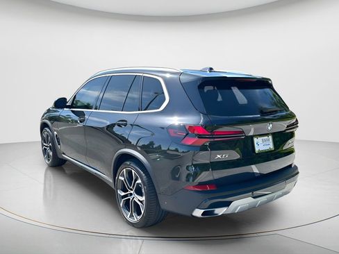 Used 2025 BMW X5 xDrive40i w/ Parking Assistance Package image 7