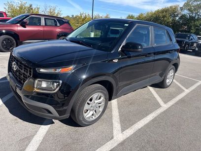 Used 2024 Hyundai Venue SE