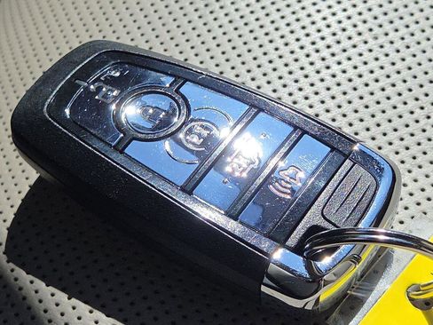 Used 2023 Lincoln Aviator Grand Touring w/ Equipment Group 301A AWD/4WD image 25