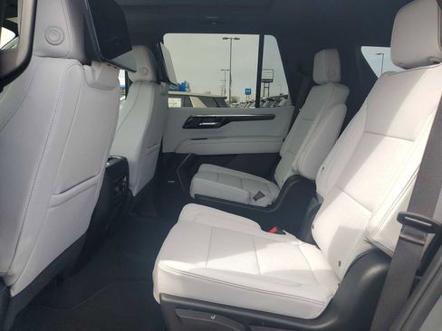 New 2026 Chevrolet Tahoe Premier AWD/4WD image 13