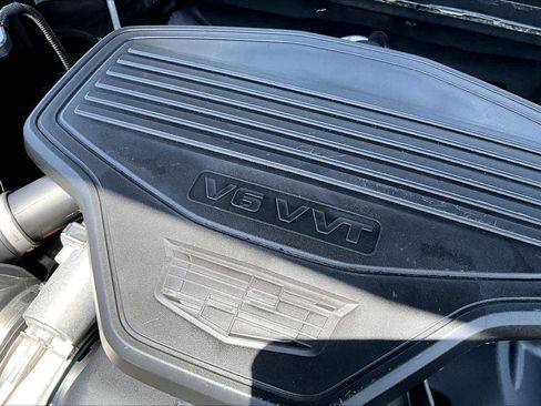 Used 2023 Cadillac XT6 Premium Luxury FWD image 33