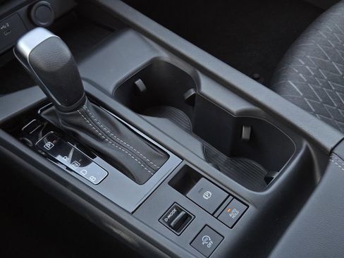 New 2026 Nissan Sentra SV w/ Floor Mat Package FWD image 19