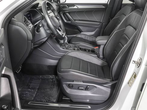 Used 2023 Volkswagen Tiguan SEL R-Line AWD/4WD image 22