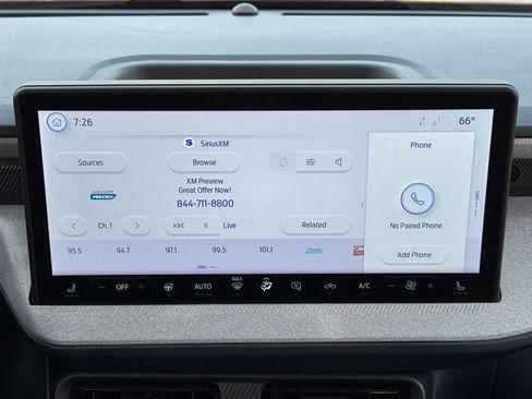 Used 2025 Ford Maverick XLT w/ Equipment Group 301A AWD/4WD image 5