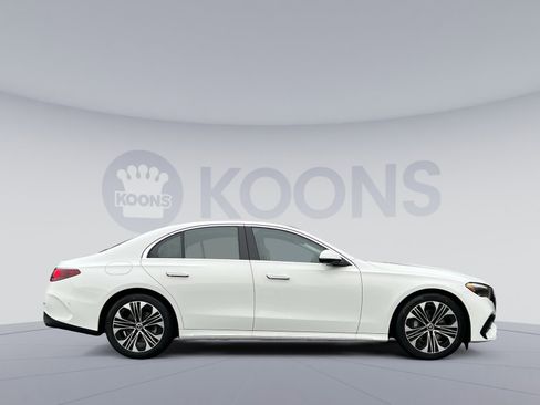 New 2026 Mercedes-Benz E 350 4MATIC Sedan image 7