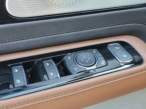 Certified 2022 Lincoln Aviator Reserve w/ Equipment Group 201A RWD image 28