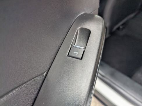 Used 2022 Ford Escape SEL FWD image 11