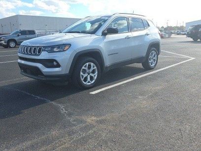 Used 2025 Jeep Compass Latitude