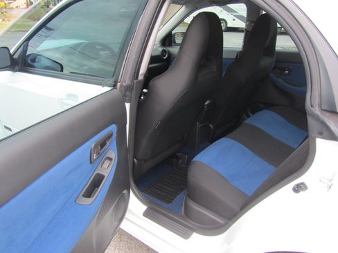 Used 2005 Subaru Impreza WRX STI image 18