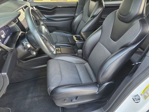 Used 2018 Tesla Model X 100D AWD/4WD image 16