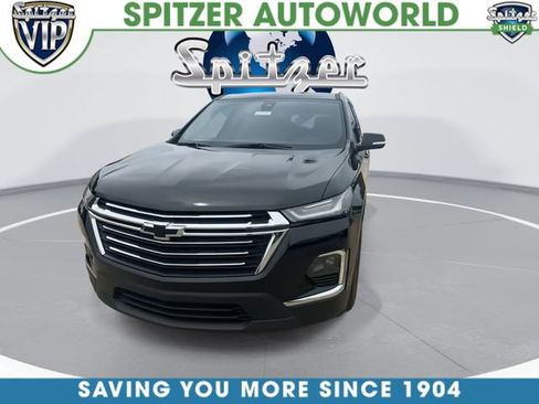 Used 2023 Chevrolet Traverse LT FWD image 3