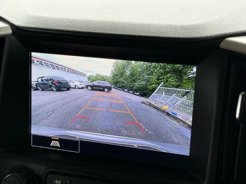 Used 2022 GMC Terrain SLT image 37