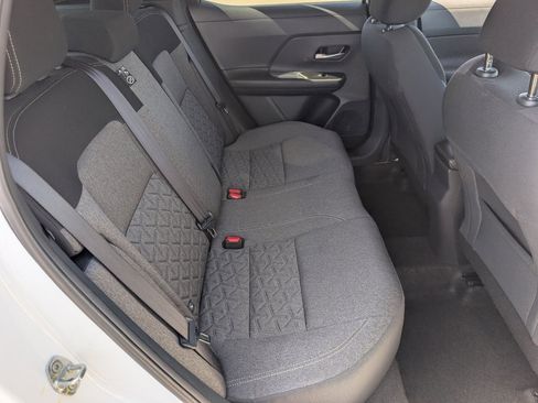 Used 2025 Nissan Kicks SV FWD image 5