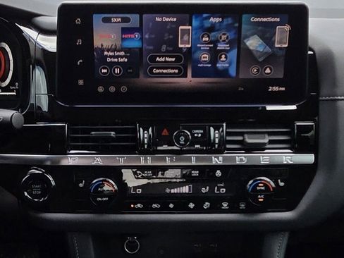 New 2026 Nissan Pathfinder SL w/ SL Premium Package FWD image 16