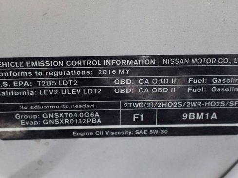 Used 2016 Nissan Frontier SV image 14