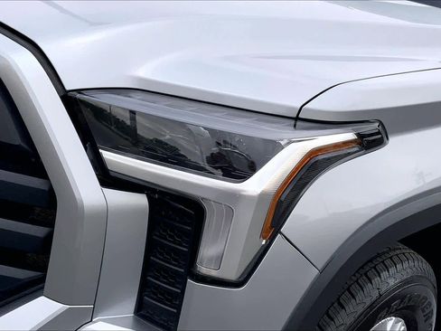 Used 2022 Toyota Tundra SR5 image 28