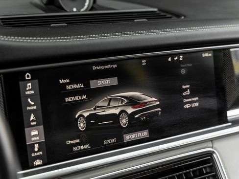 Certified 2017 Porsche Panamera 4S AWD/4WD image 31