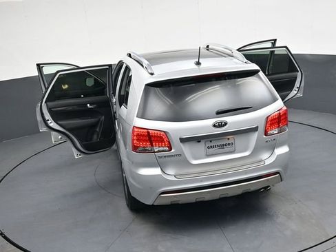 Used 2012 Kia Sorento SX w/ SX Premium Pkg image 37