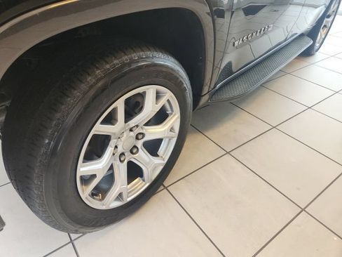 Used 2022 Jeep Wagoneer Series I w/ Premium Group I RWD image 7