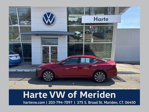 Used 2023 Nissan Altima 2.5 SL AWD/4WD image 1