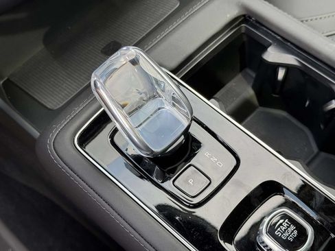 Certified 2026 Volvo XC90 B6 Plus w/ Protection Package Premier AWD/4WD image 28