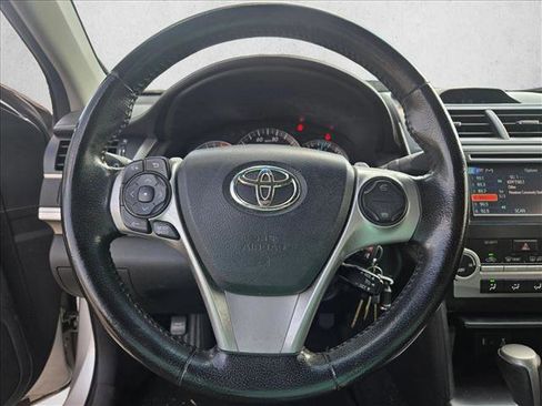 Used 2013 Toyota Camry SE image 7