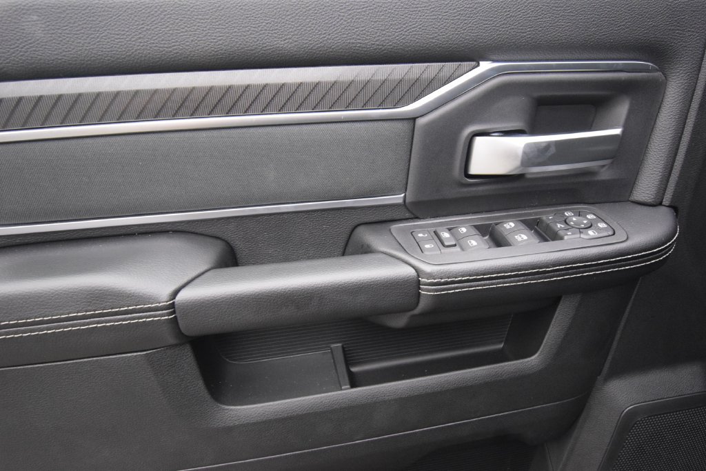 New 2026 RAM 3500 Big Horn AWD/4WD image 31