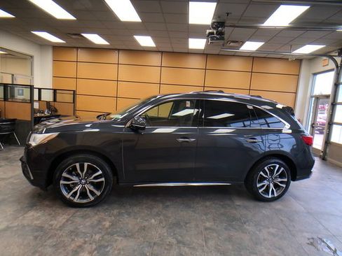 Used 2020 Acura MDX SH-AWD w/ Advance Package image 4