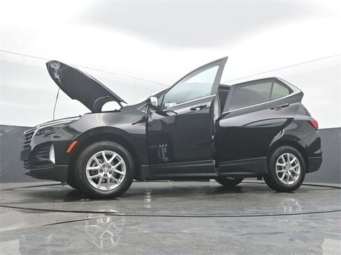 Used 2024 Chevrolet Equinox LT image 59