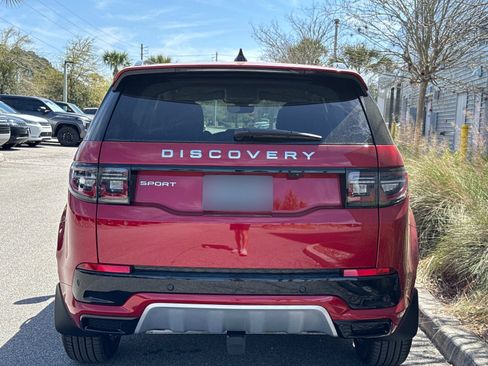 New 2025 Land Rover Discovery Sport S image 3