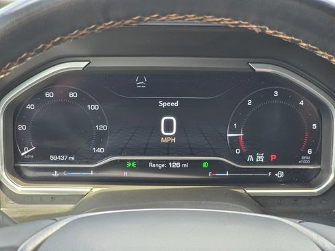 Certified 2024 GMC Sierra 1500 AT4 w/ Technology Package AWD/4WD image 38