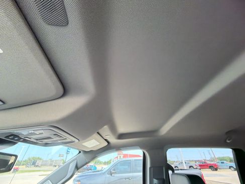 Used 2024 Chevrolet Silverado 1500 LTZ AWD/4WD image 19