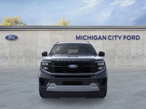 New 2025 Ford Expedition Max Platinum w/ Platinum Ultimate Package image 6