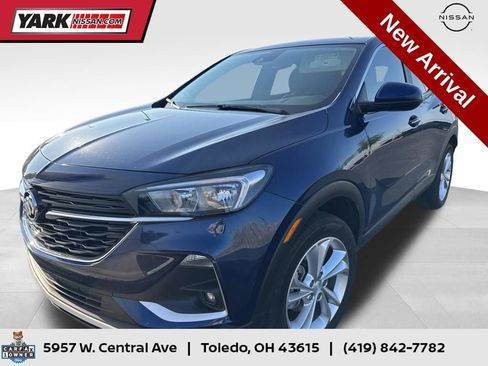Used 2023 Buick Encore GX Preferred w/ Cold Weather Comfort Package AWD/4WD image 1