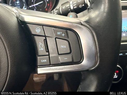 Used 2019 Jaguar E-PACE SE AWD/4WD image 24