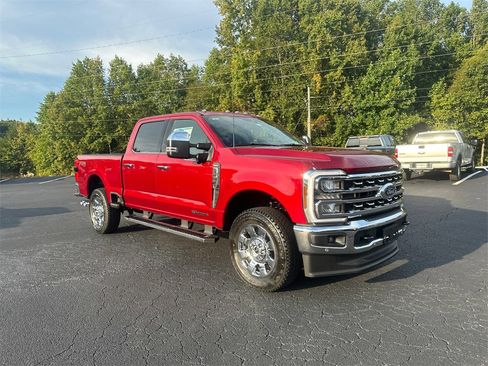New 2026 Ford F250 Lariat w/ Lariat Premium Package image 3