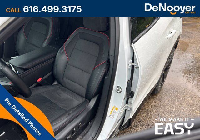 Used 2024 Chevrolet Blazer EV RS AWD/4WD image 3