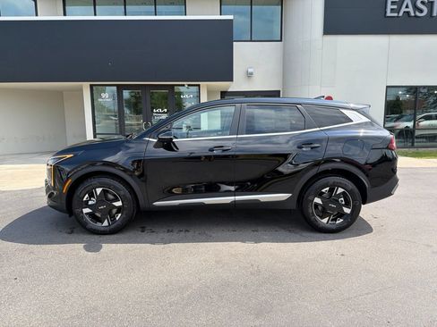 New 2026 Kia Sportage LX AWD/4WD image 2