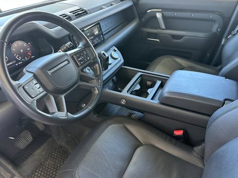 Used 2024 Land Rover Defender 110 X-Dynamic SE AWD/4WD image 11