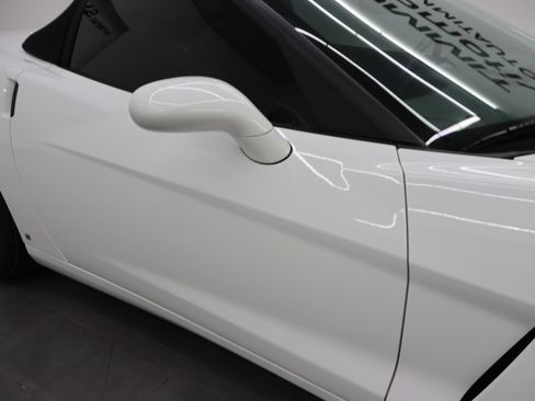 Used 2007 Chevrolet Corvette Convertible w/ Preferred Equipment Group RWD image 22