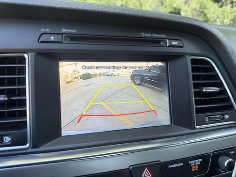 Used 2017 Hyundai Sonata SE image 17