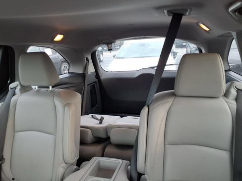 Used 2019 Honda Odyssey EX-L image 12