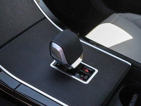 New 2026 Land Rover Range Rover Velar S image 21