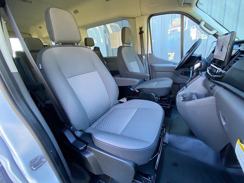 Used 2025 Ford Transit 350 XLT RWD image 29