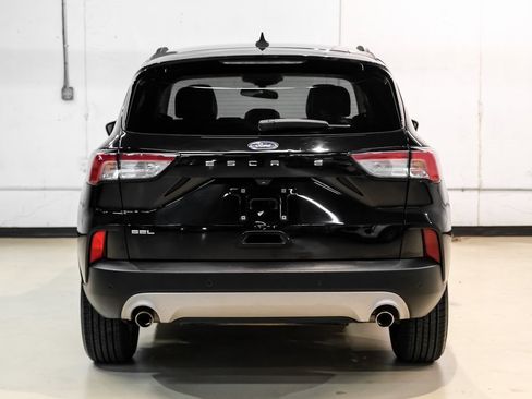 Used 2021 Ford Escape SEL image 9