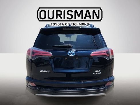 Certified 2017 Toyota RAV4 XLE w/ All Weather Liner Package AWD/4WD image 6
