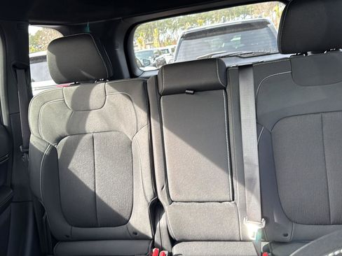 New 2025 Jeep Grand Cherokee Laredo X image 24