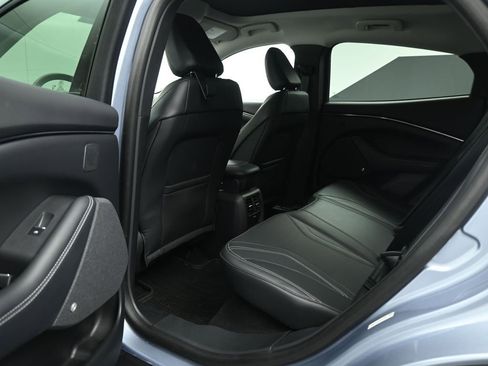 Certified 2022 Ford Mustang Mach-E Premium image 18